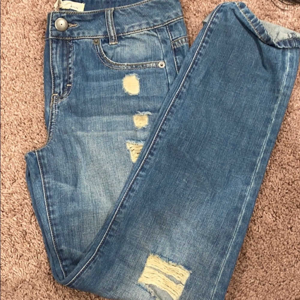 BCBG boyfriend denim